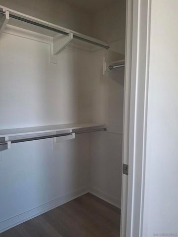 2518 Delphinium Ln, Carlsbad, CA 92008