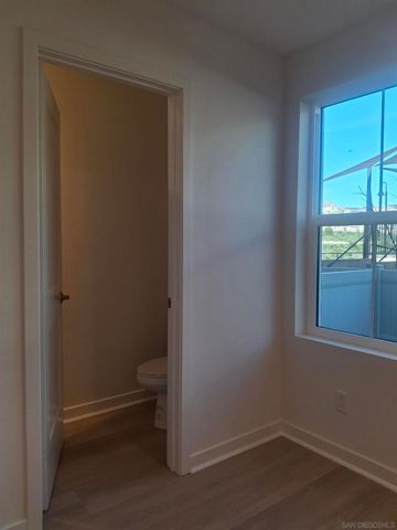 2518 Delphinium Ln, Carlsbad, CA 92008