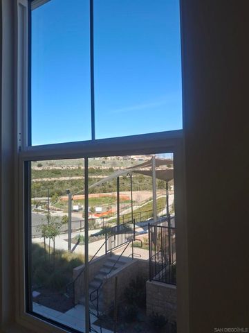 2518 Delphinium Ln, Carlsbad, CA 92008