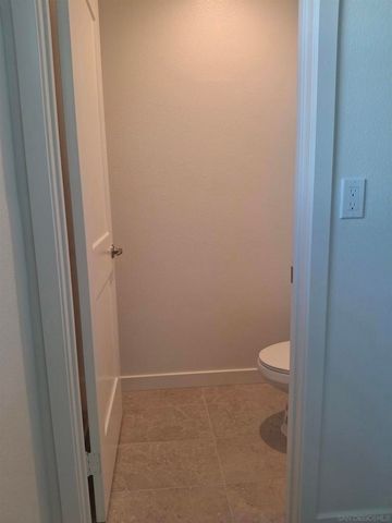 2518 Delphinium Ln, Carlsbad, CA 92008