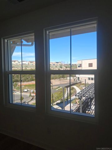 2518 Delphinium Ln, Carlsbad, CA 92008