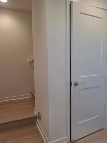 2518 Delphinium Ln, Carlsbad, CA 92008