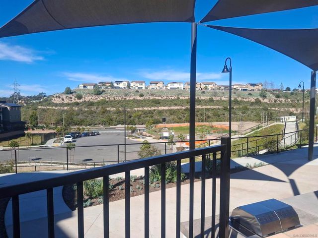 2518 Delphinium Ln, Carlsbad, CA 92008