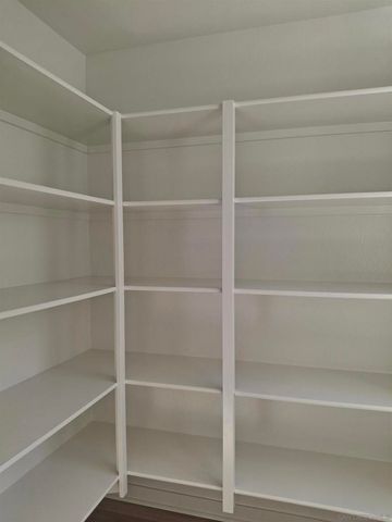 2518 Delphinium Ln, Carlsbad, CA 92008