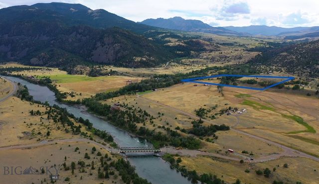 9 Grizzly Meadow Road, Emigrant, MT 59027