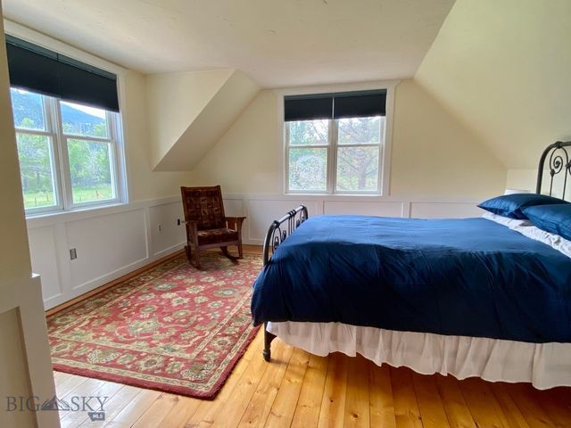 9 Grizzly Meadow Road, Emigrant, MT 59027