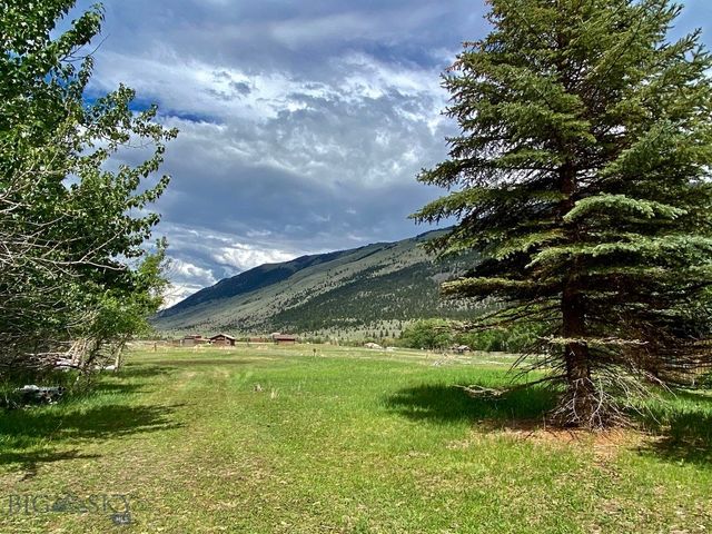 9 Grizzly Meadow Road, Emigrant, MT 59027