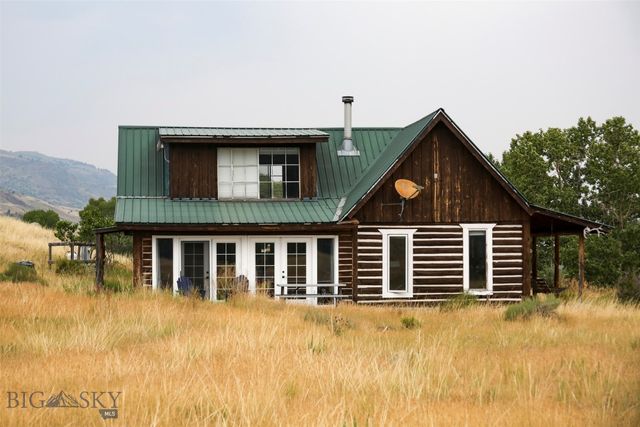 9 Grizzly Meadow Road, Emigrant, MT 59027