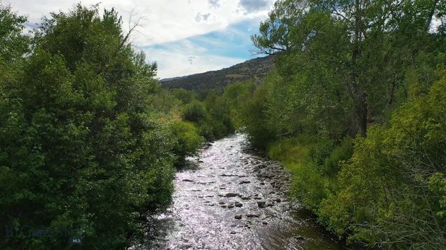 9 Grizzly Meadow Road, Emigrant, MT 59027