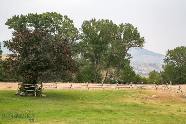 9 Grizzly Meadow Road, Emigrant, MT 59027