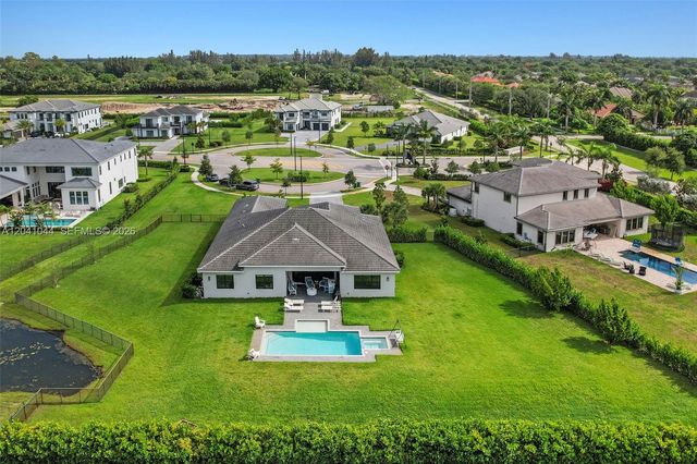 14850 Millstone Ranches Dr, Davie, FL 33331