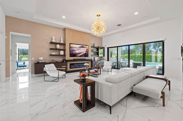 14850 Millstone Ranches Dr, Davie, FL 33331