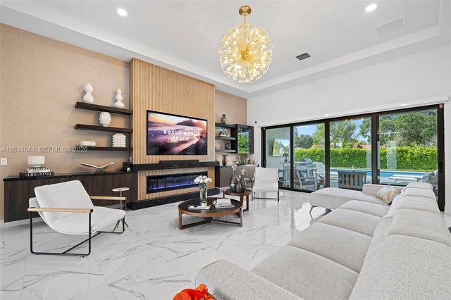 14850 Millstone Ranches Dr, Davie, FL 33331