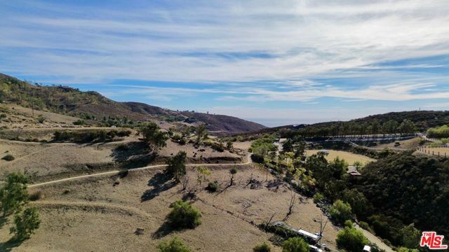 11077 Pacific View Drive, Malibu, CA 90265