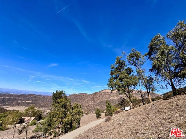 11077 Pacific View Drive, Malibu, CA 90265