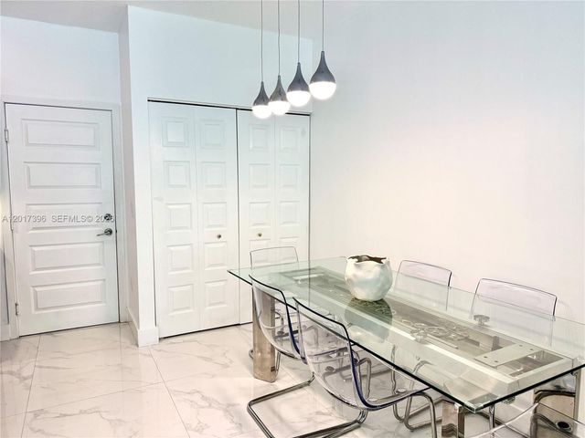 4680 NW 83rd Path 4680, Doral, FL 33166