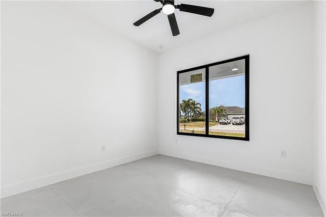 324 NE 15th ST, Cape Coral, FL 33909
