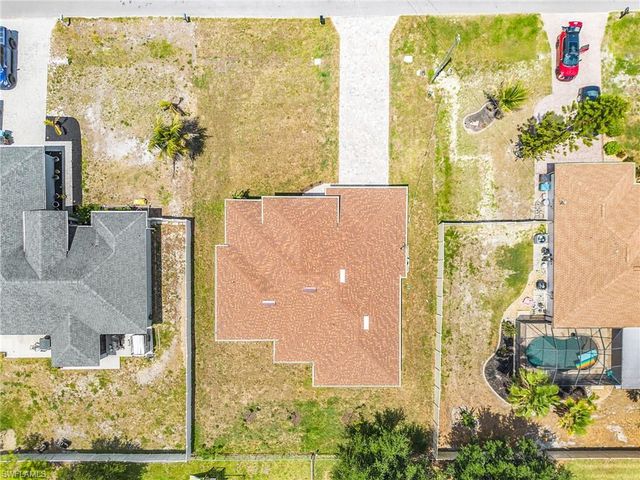 324 NE 15th ST, Cape Coral, FL 33909