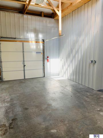 4521 A Street, Omaha, NE 68106