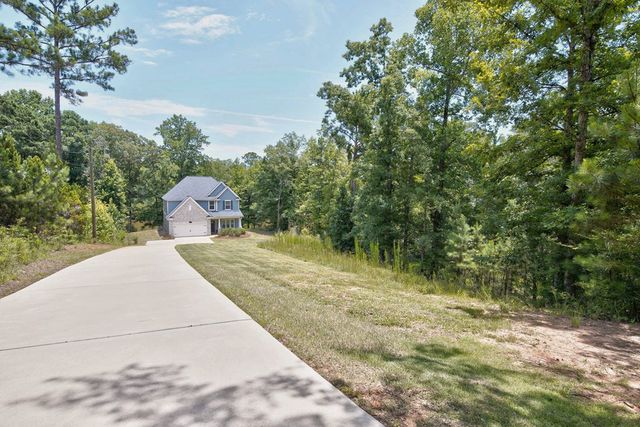 321 Lee Road 2046, Smiths Station, AL 36877