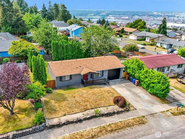 6408 21st Street NE, Tacoma, WA 98422