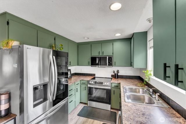 6408 21st Street NE, Tacoma, WA 98422