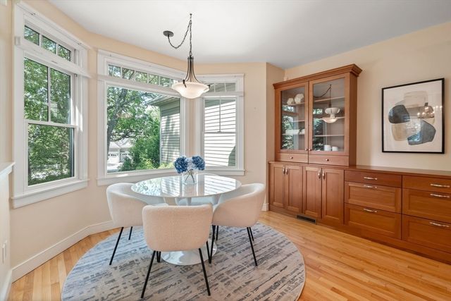 48 Summit Rd 9, Belmont, MA 02478