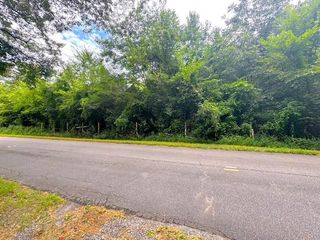 49 Iron Mountain NW Road, Adairsville, GA 30103