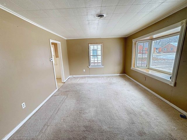 1213 29th Avenue Court Court, Moline, IL 61265