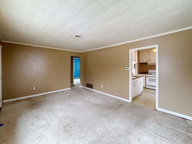 1213 29th Avenue Court Court, Moline, IL 61265