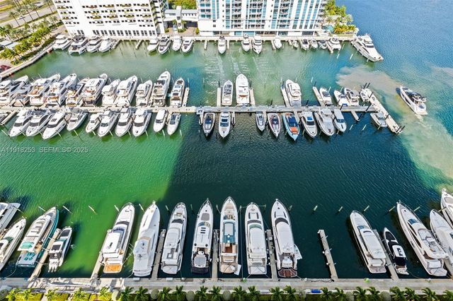 17111 Biscayne Boulevard 2103, North Miami Beach, FL 33160