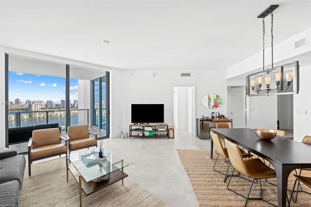 17111 Biscayne Boulevard 2103, North Miami Beach, FL 33160