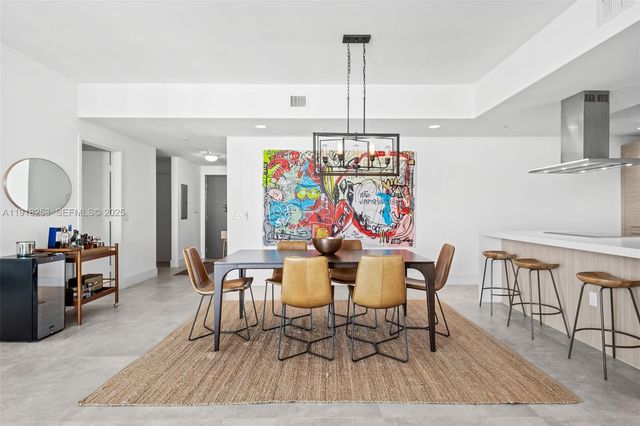 17111 Biscayne Boulevard 2103, North Miami Beach, FL 33160