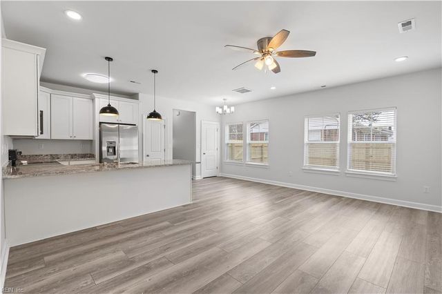 22 Radford ST, Portsmouth, VA 23701