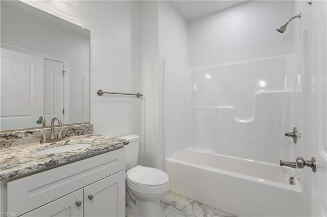 22 Radford ST, Portsmouth, VA 23701