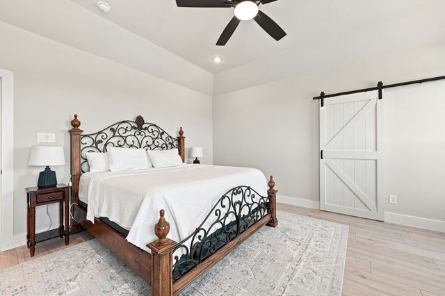 341 Wagon Trail, Waxahachie, TX 75165