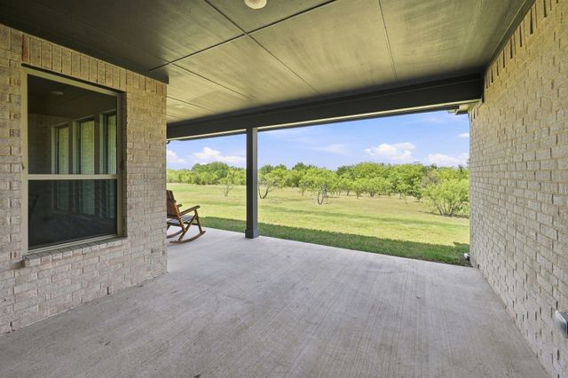 341 Wagon Trail, Waxahachie, TX 75165