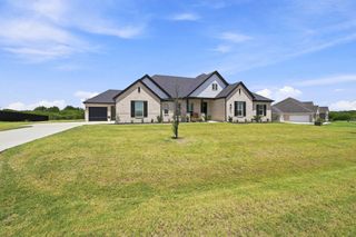 341 Wagon Trail, Waxahachie, TX 75165