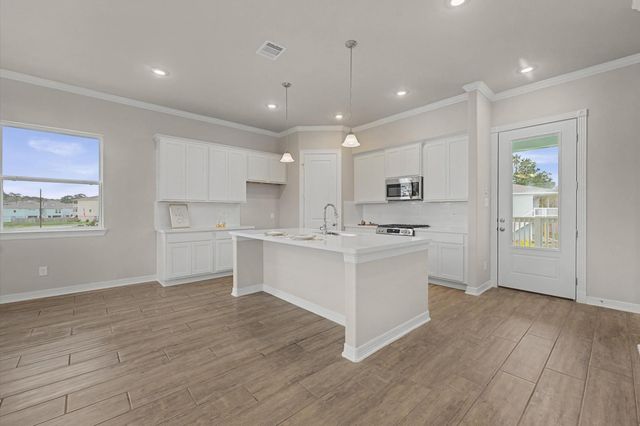 1901 Cindy Court, Dickinson, TX 77539