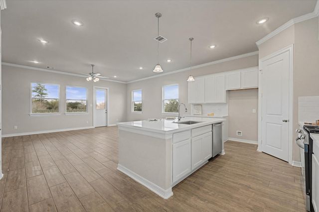 1901 Cindy Court, Dickinson, TX 77539