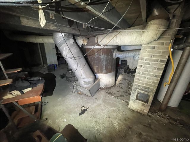 3814 Rolf Place, Detroit, MI 48214