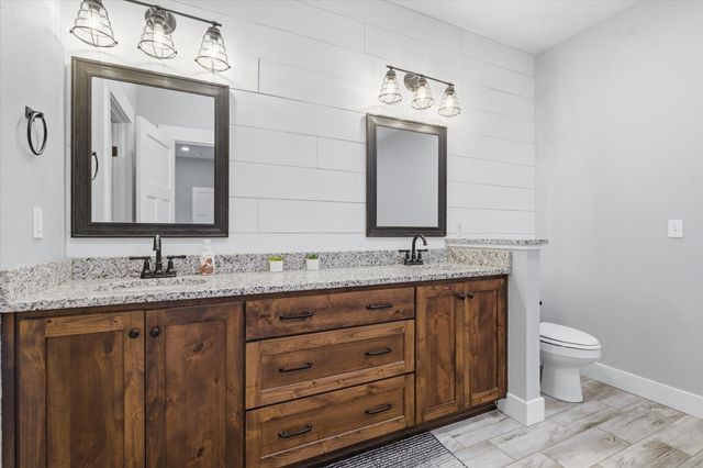 1281 S Natchez Road, Republic, MO 65738