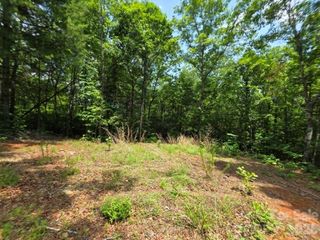 169 Fairfield Lane, Marion, NC 28752