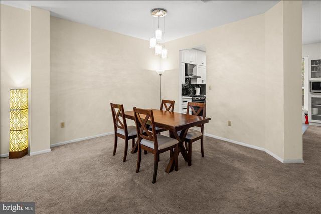 76 ASHFORD DR, Plainsboro, NJ 08536