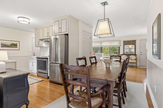 15525 7th Avenue N, Plymouth, MN 55447