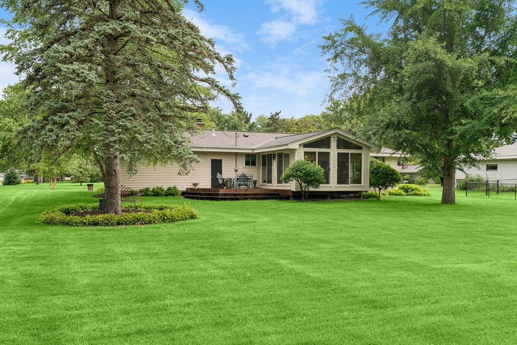 15525 7th Avenue N, Plymouth, MN 55447 — photo 3