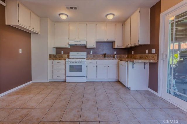 1103 Roosevelt, Lake Elsinore, CA 92530