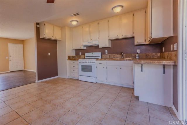 1103 Roosevelt, Lake Elsinore, CA 92530