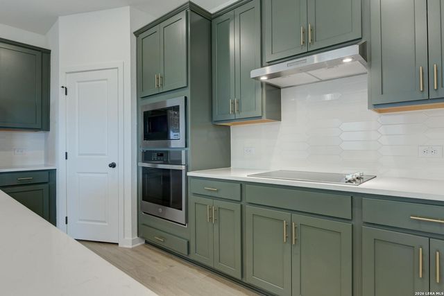 319 Nottabi Rd, Adkins, TX 78101