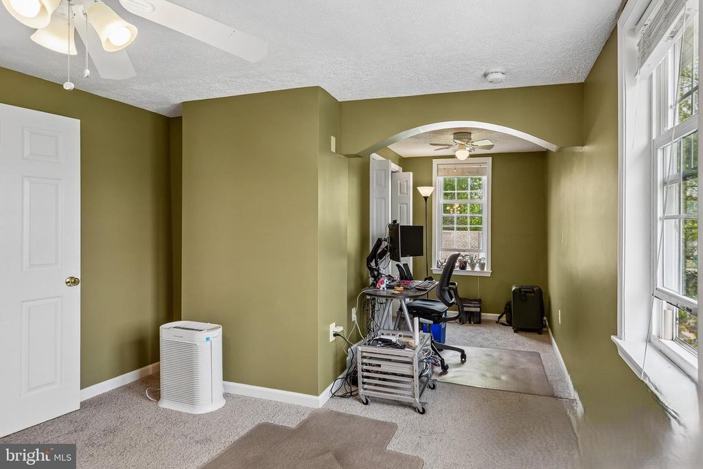 Image 24 of property listing at 3500 MACTAVISH AVE, Baltimore, MD 21229